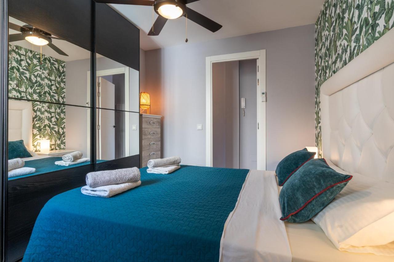 Lets In The Sun Sea View Apartment Calabella ลากาลาเดมิฮาส ภายนอก รูปภาพ